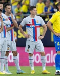 必赢官网-生死高于足球，比赛暂停先救人，巴萨还能进4个