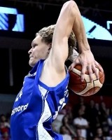 必赢官网-马尔卡宁:穆里宁正走在正确道路上 他能在NBA闯出一片天地